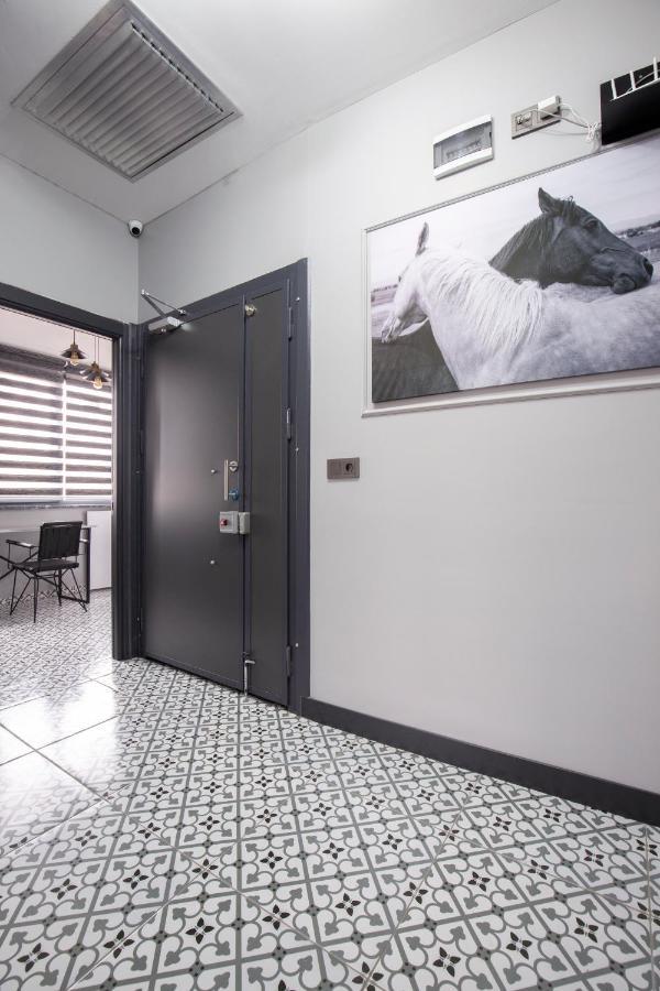 Beyoglu Huzur Apart Appartement Istanboel Buitenkant foto